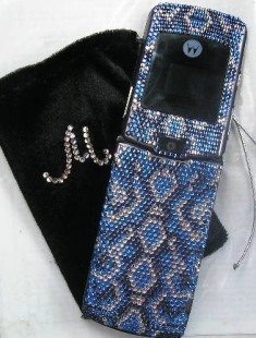 Мобильный телефон украшенный кристаллами Сваровски Swarovski 